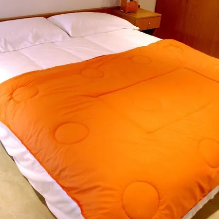 Enginyapartaments Figueres  Kamer foto